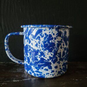 Crow Canyon Home Enamelware Mug, 12 ounce, Blue & White Splatter